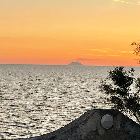 Paola Caposuvero * Gizzeria