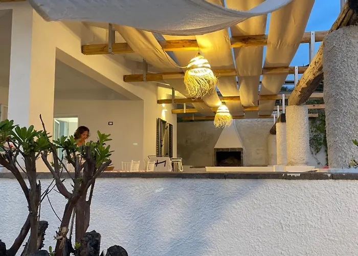 Paola Caposuvero Villa Gizzeria