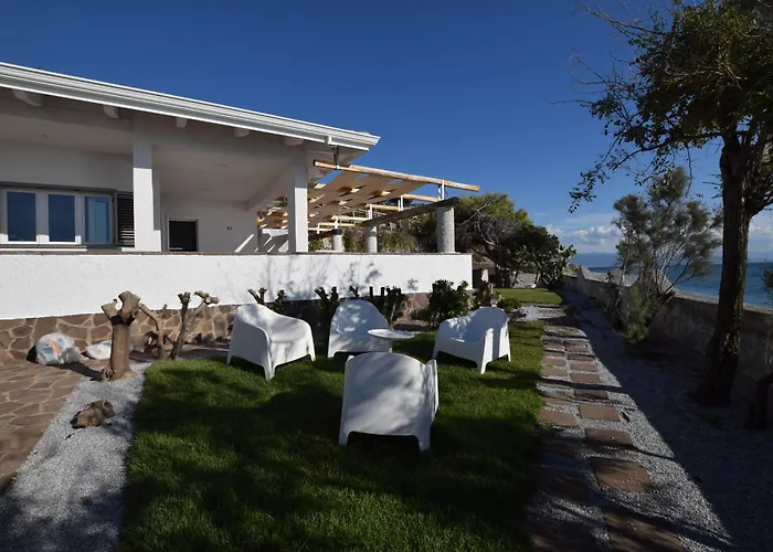 Villa Paola Caposuvero *