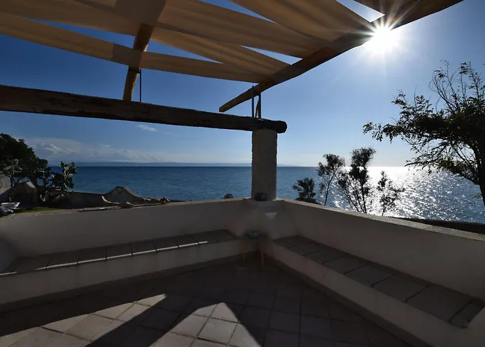 Villa Paola Caposuvero *