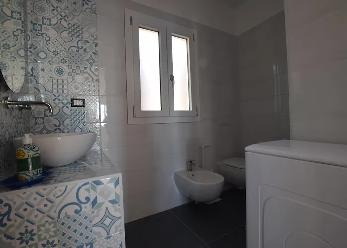 ヴィラ Paola Caposuvero ジッツェリーア