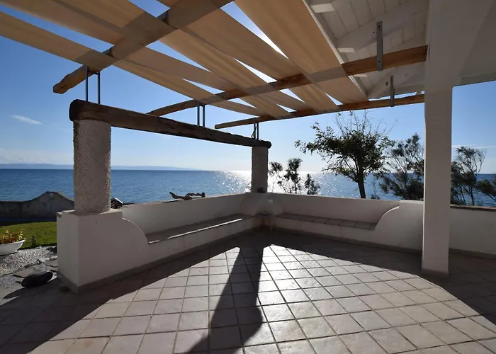 Paola Caposuvero * Gizzeria