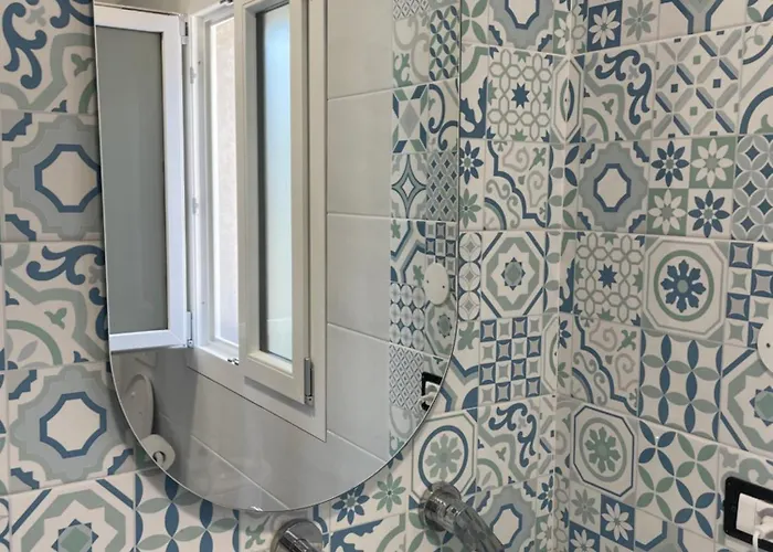 Paola Caposuvero Villa