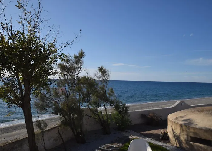 Paola Caposuvero * Gizzeria